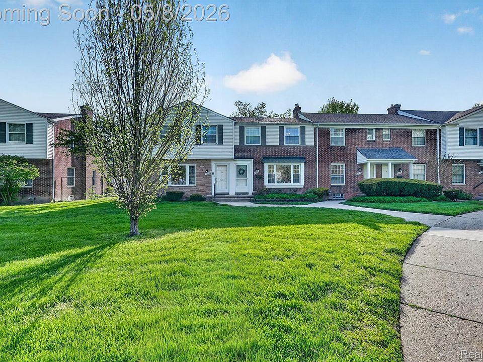 1st image of 22927 Lakeshore Dr