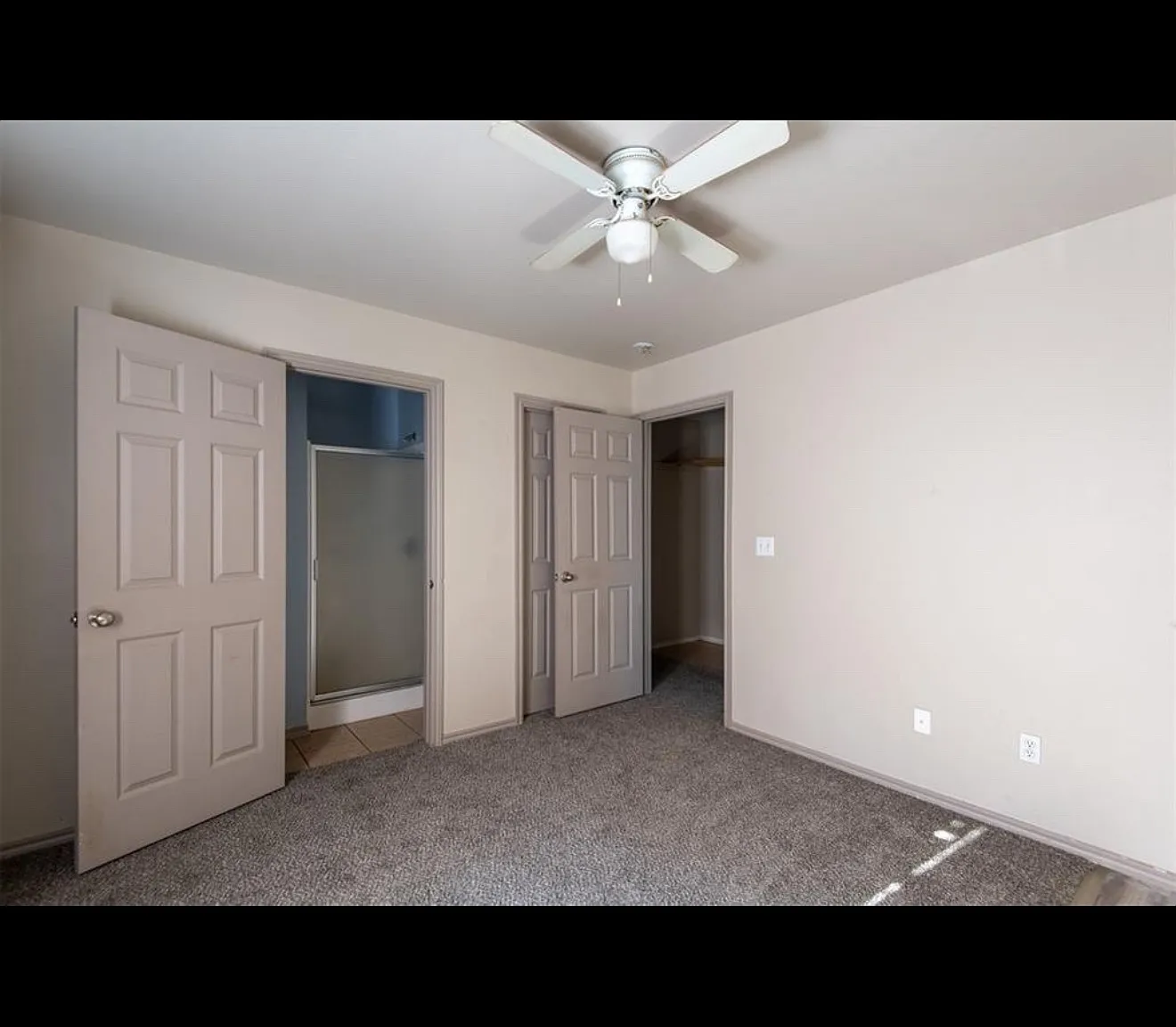 3 bed, 1000 sqft, $1,500 — Photo 3