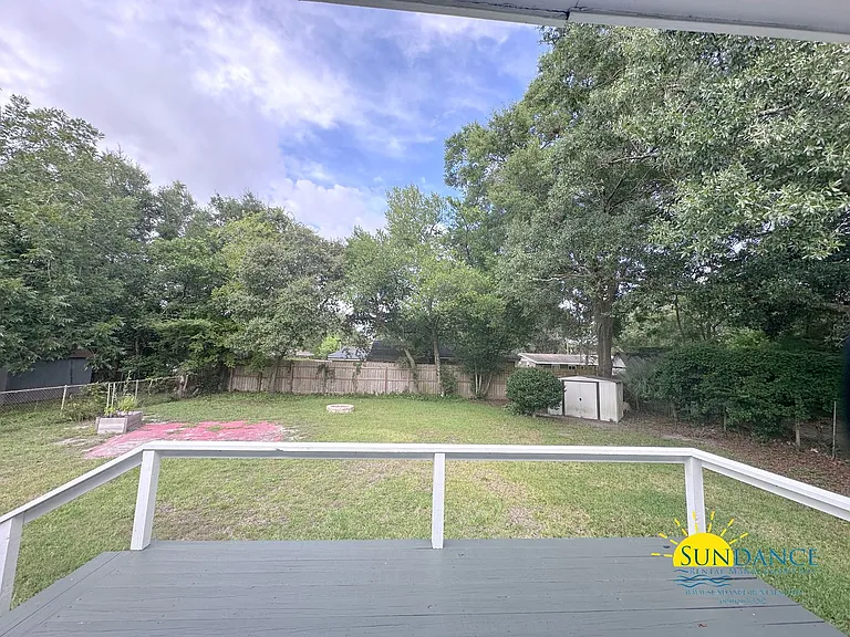 166 Rainbow Dr NW — Photo 13