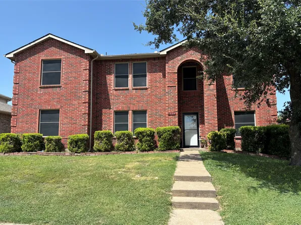 1229 Longleaf Dr, Cedar Hill, TX 75104