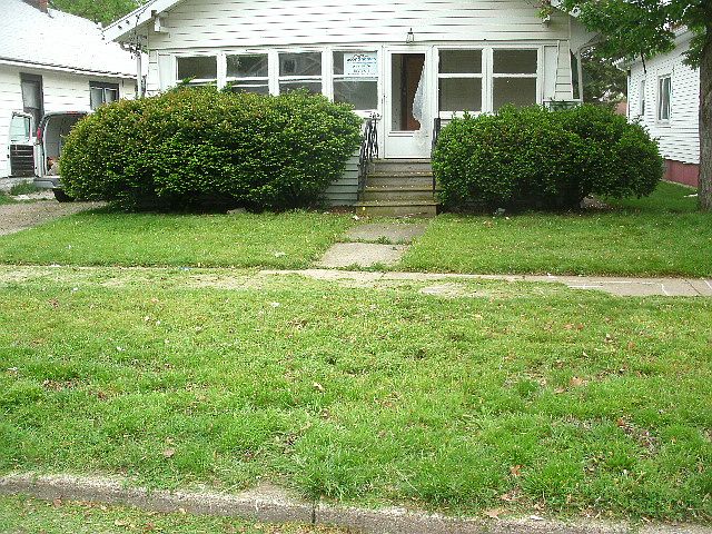 1st image of 265 Parkway Dr