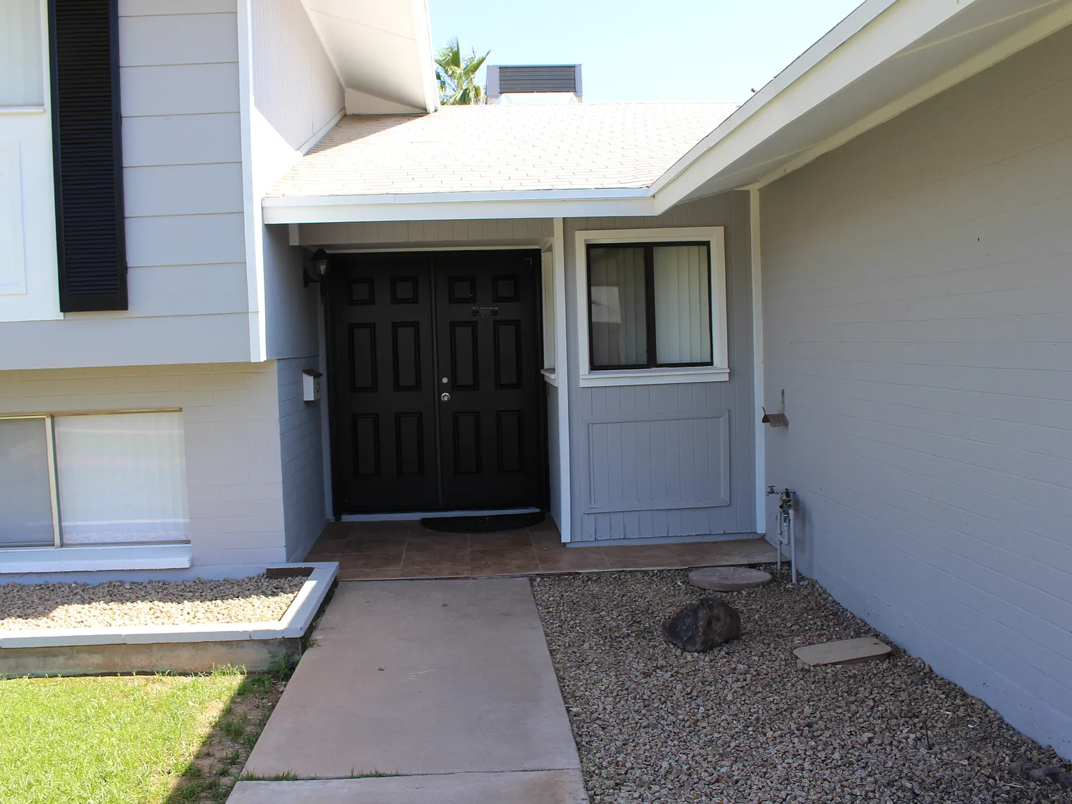 5 bed, 3.5 bath, 2744 sqft, $3,495 — Photo 3
