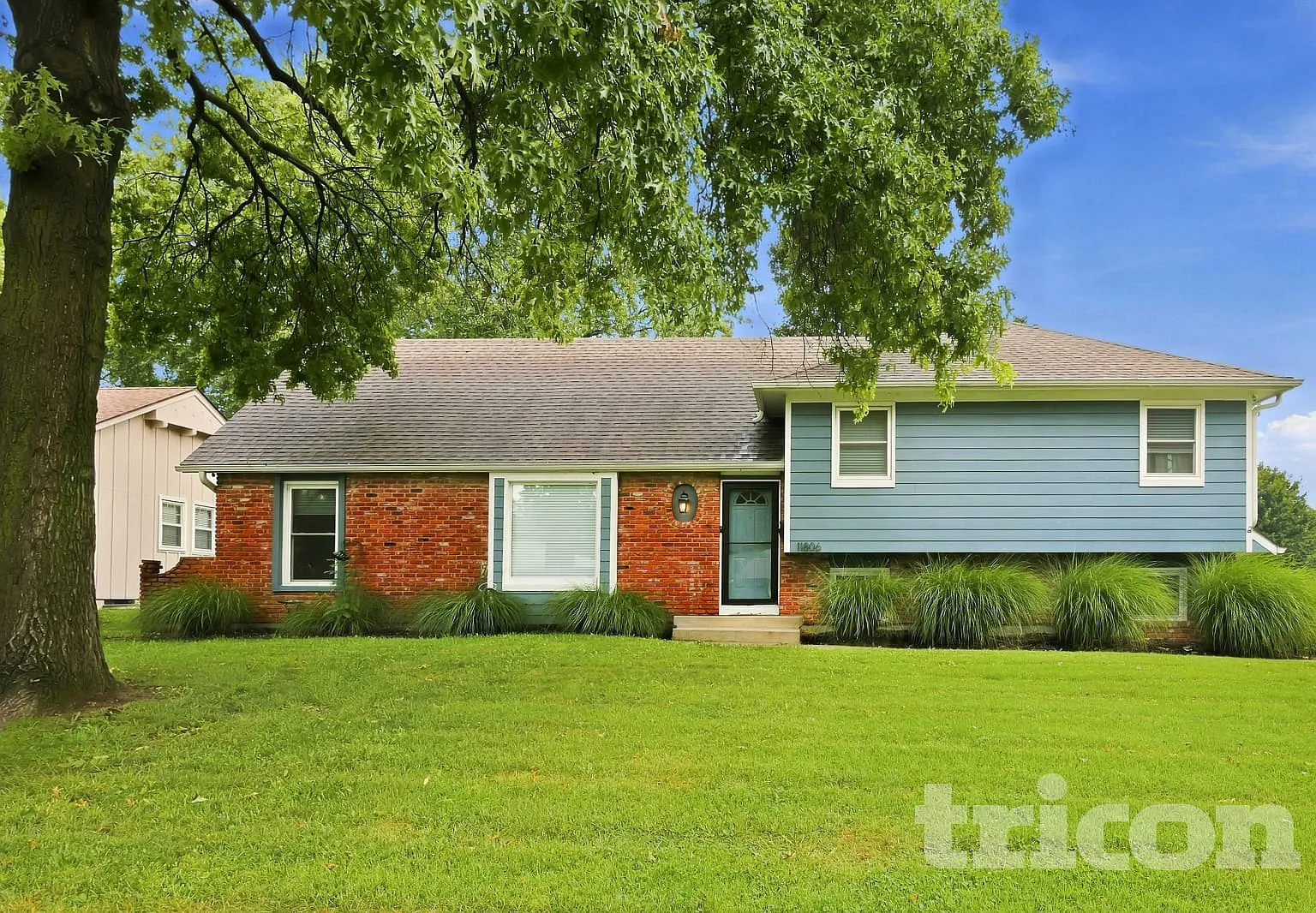 11806 W 52Nd Terrace Shawnee KS — Photo 1