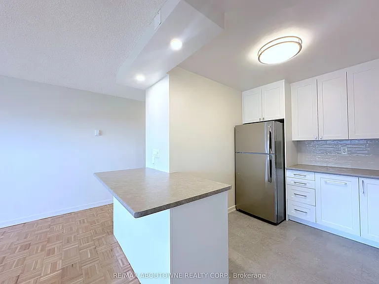 30 Denton Ave #1023 — Photo 6