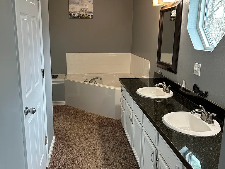1069 N Sage Dr — Photo 10