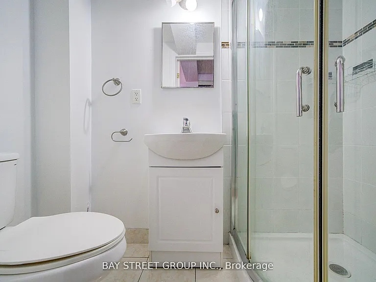 5 Lockdare St #BASEMENT — Photo 12