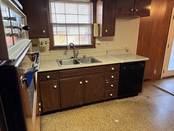 5th image of 201 Orchard Rd