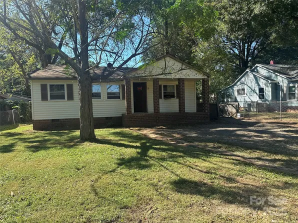 3609 Beaux St, Charlotte, NC 28208