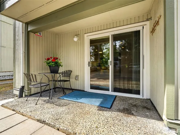 5822 200th Street SW #5822F, Lynnwood, WA 98036