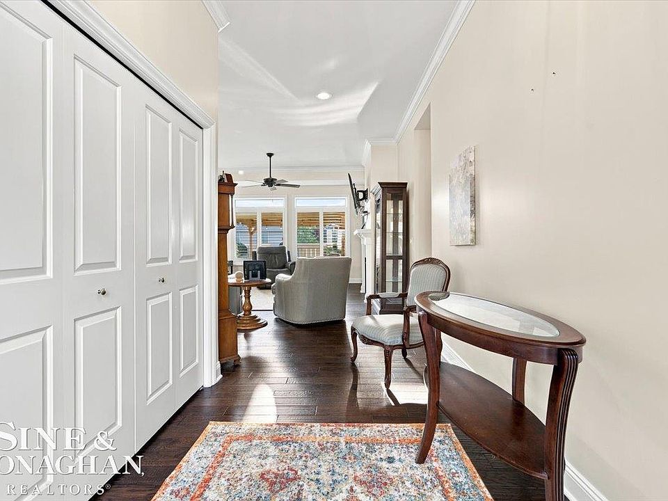 333 Hawks Nest Dr, photo 4