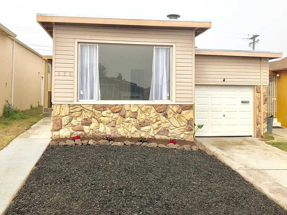 1st image of 656 Skyline Dr