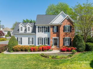 16718 Hampton Crossing Dr, Huntersville, NC 28078