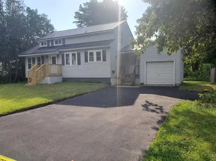4 bed, $3,000 — Photo 3