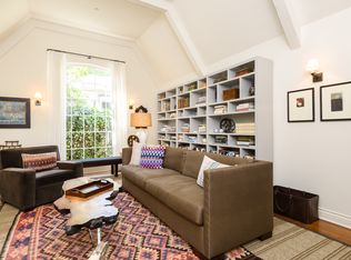 21ST Place, Santa Monica, CA 90402
