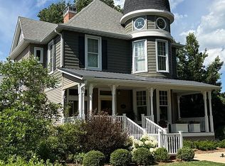 611 Park Ave, Pekin, IL