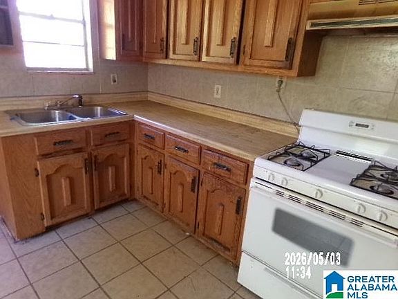3rd image of 508 9th St