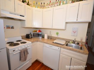 79 Phillips St #3C, Boston, MA 02114