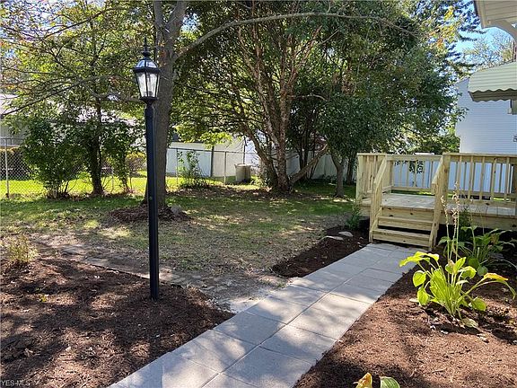 3rd image of 7370 Goldenrod Dr