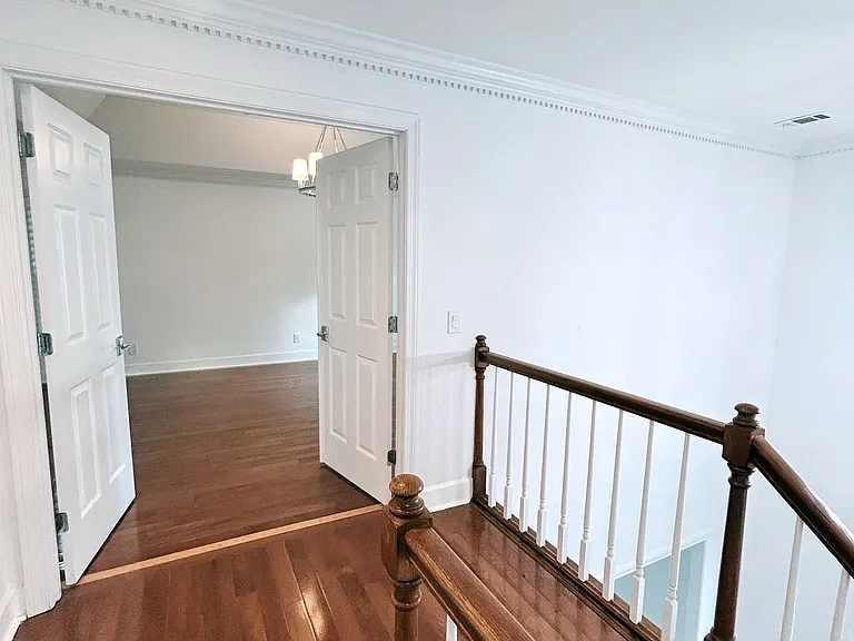 125 Ludwell Ct — Photo 33