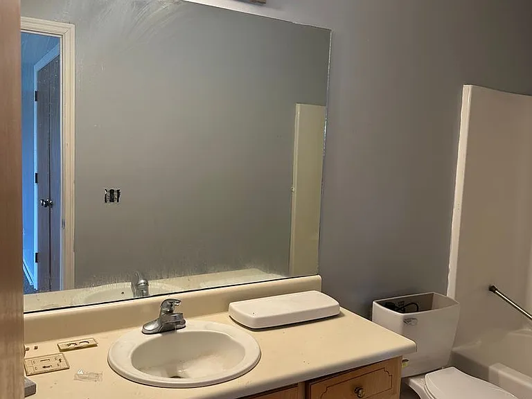 912 Pineland Ave #23 — Photo 15
