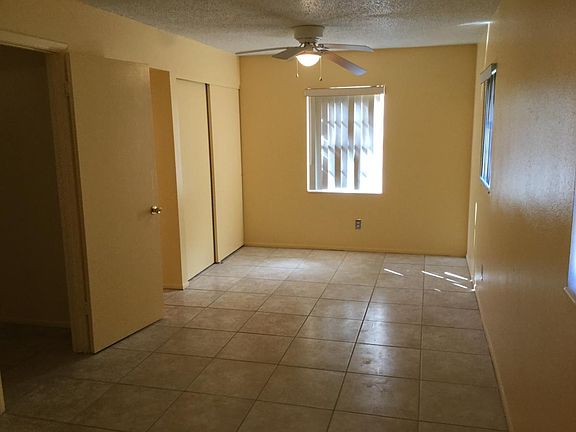3rd image of 113 S Maryland Ave