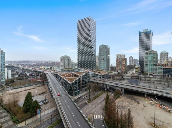 2 bedroom rental in Vancouver — photo 11