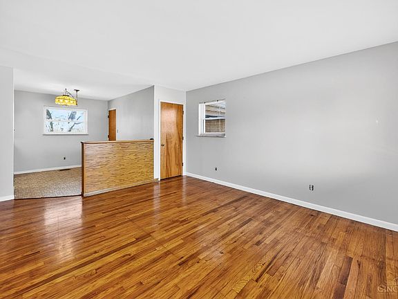 5th image of 6751 Rutherford Ct