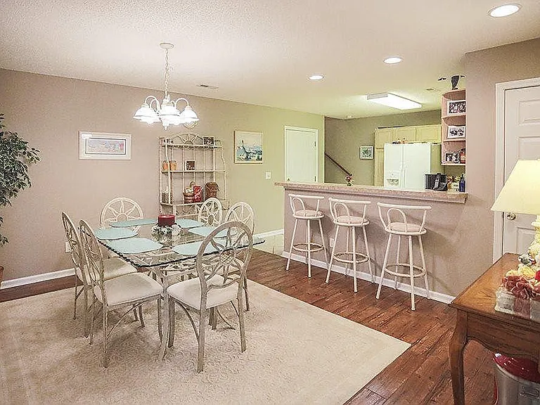 4319 River Gate Ln — Photo 8