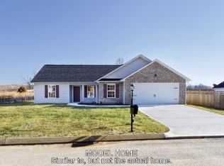 Palace Green Rd, Knoxville, TN 37924