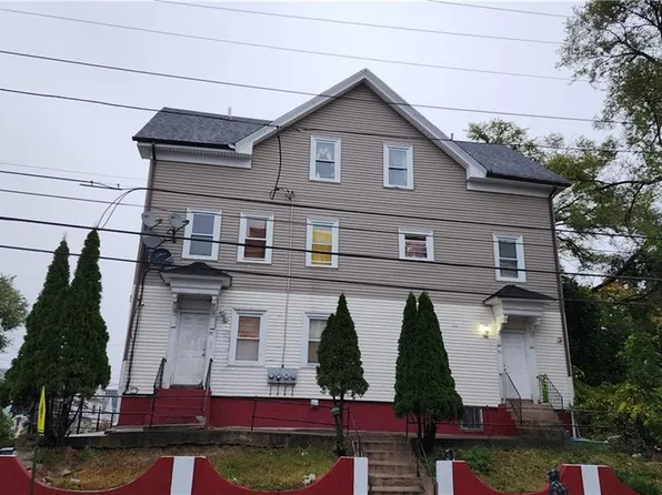 70 Laurel Hill Ave, Providence, RI 02909