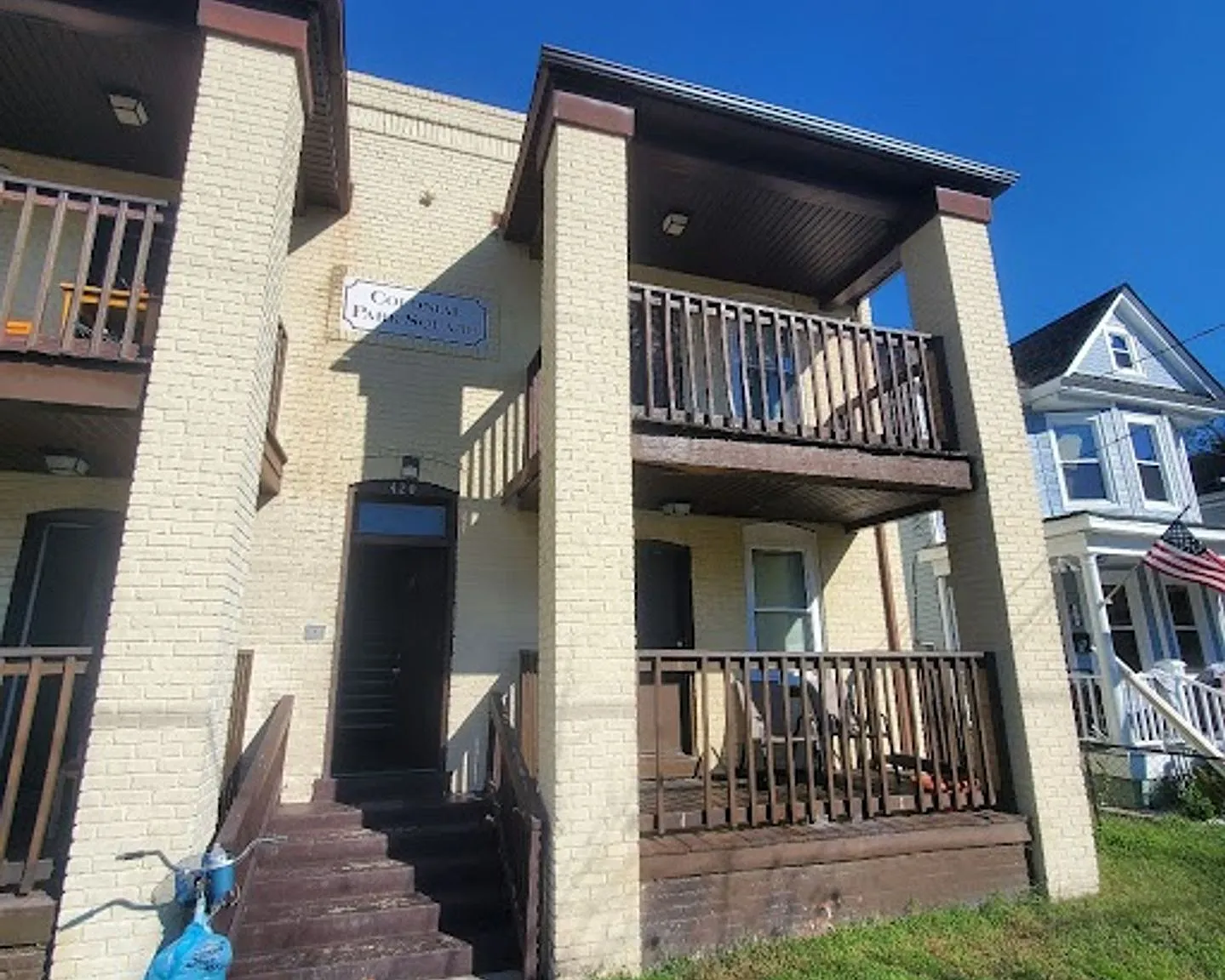 420 W 31st St — Photo 1