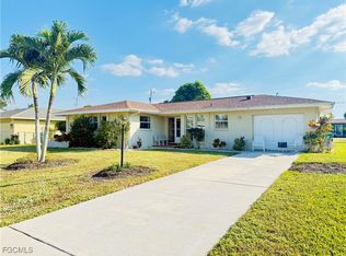 1418 SE 43rd St, Cape Coral, FL 33904