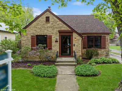 1033 Bellevue Ave, Elgin, IL, 60120