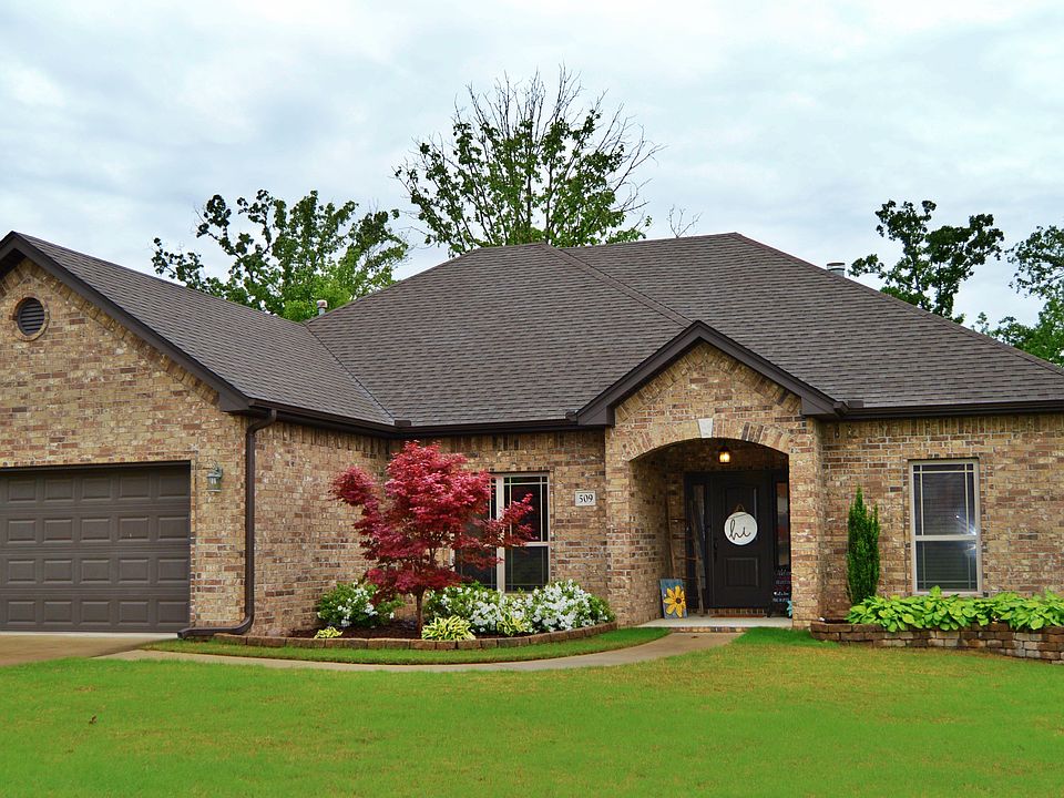 1st image of 509 Avery Dr