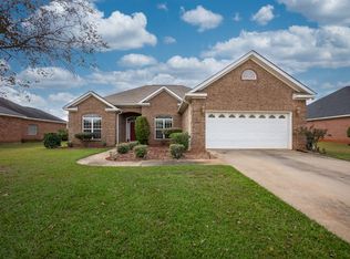 206 Loudon Hill Dr, Warner Robins, GA 31088