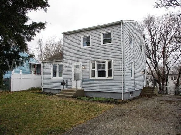 425 Summit Ave, Paulsboro, NJ 08066