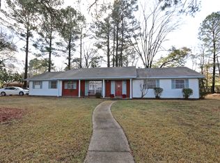211 Imperial Dr, Jackson, MS 39211