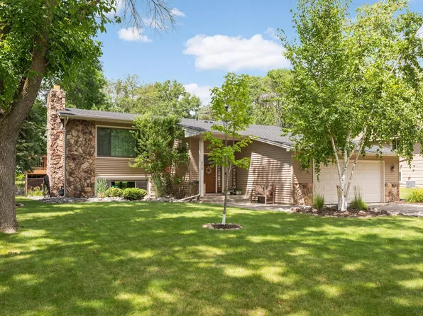 4415 Jonquil Ln N, Plymouth, MN 55442
