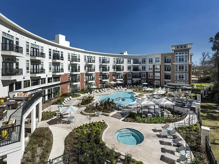 The Belvedere at Springwoods Village Apartments — Photo 23