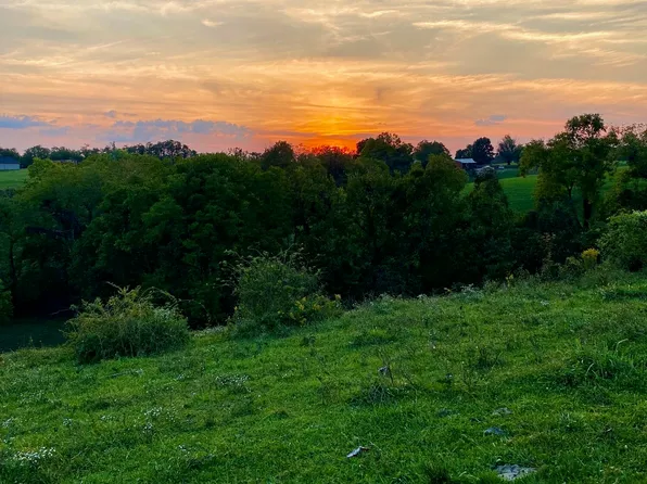 4472 Kirksville Rd, Paint Lick, KY 40461