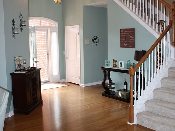 Open 2 Story Foyer
