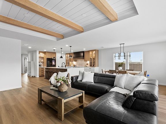 3rd image of 2220 Village Creek Ln