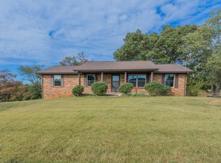 241 Suburban Dr, Morristown, TN 37814