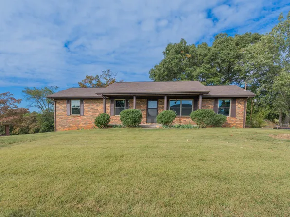 241 Suburban Dr, Morristown, TN 37814