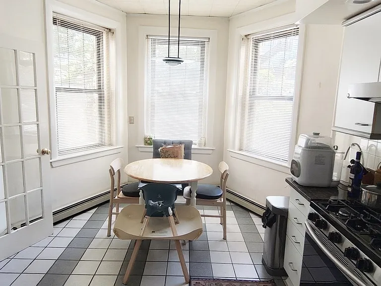 4 Fuller St #1 — Photo 7