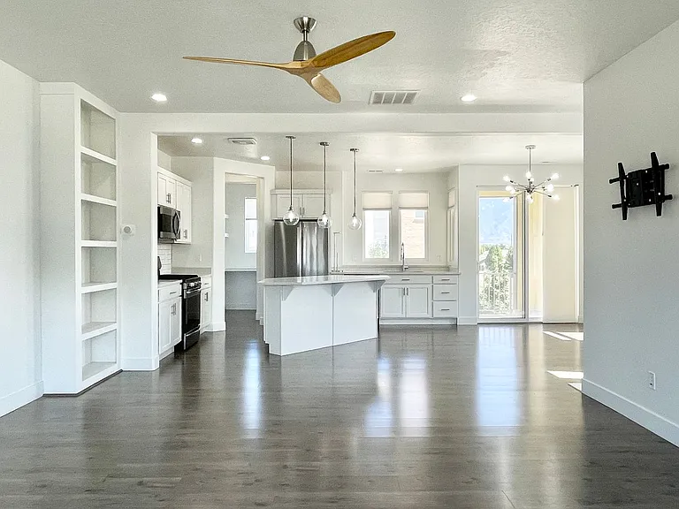 11108 S Owen Ridge Way — Photo 10