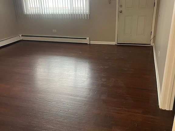 5th image of 8817 S Roberts Rd APT 11