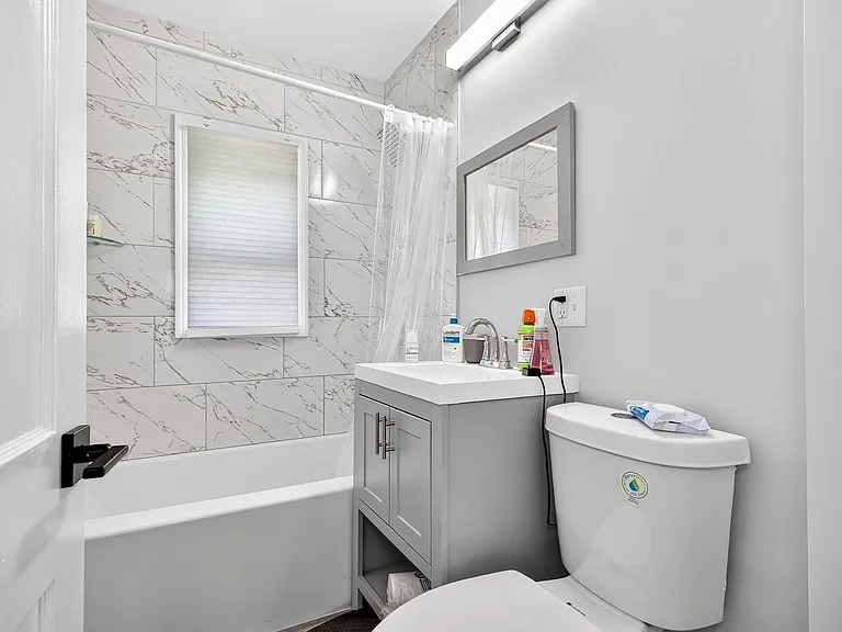 252 Main St #2 — Photo 11