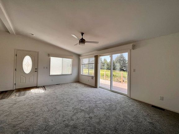 5th image of 2260 SW Green Ln