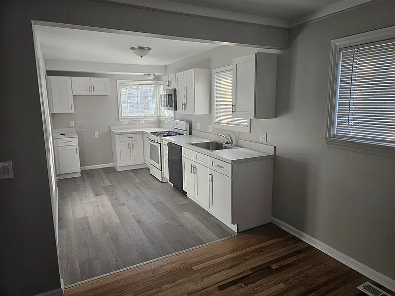 26539 Clarita — Photo 14